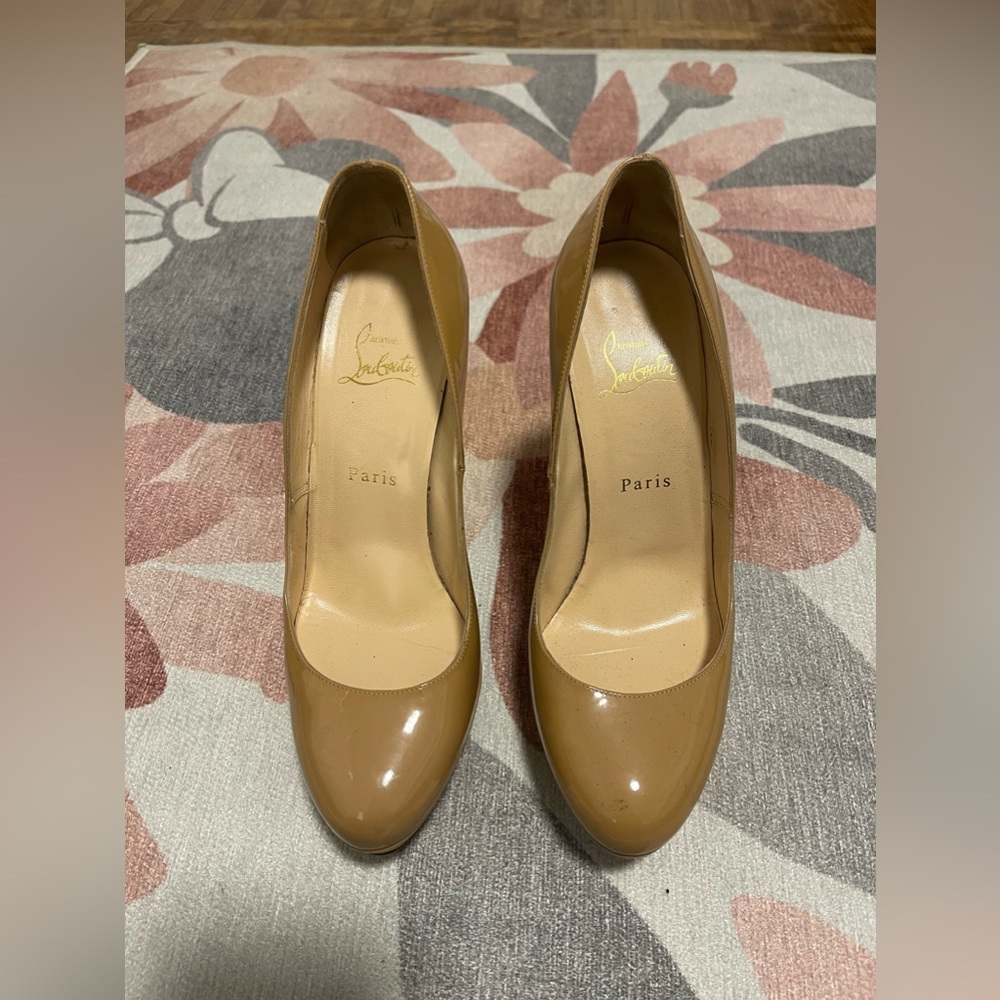 Christian Louboutin Beige/Nude Patent Leather Round Toe Platform High Heel.